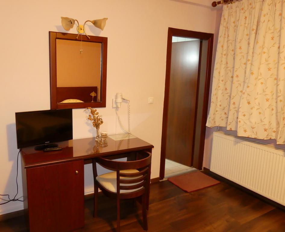 Hotel Vienni Orestias Esterno foto