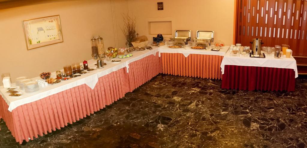 Hotel Vienni Orestias Esterno foto